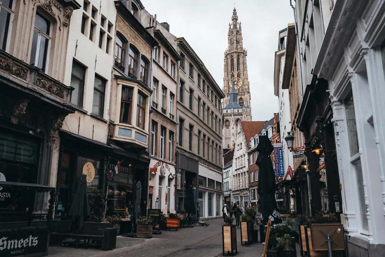 CityHome Antwerpen Apartment