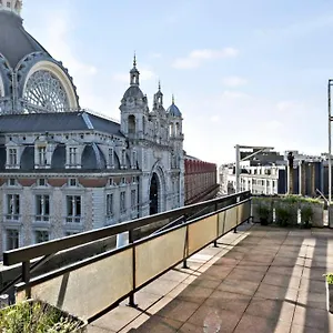 Penthouse, Rooftop Terrace, Free Netflix, Wifi And Airco Appartement